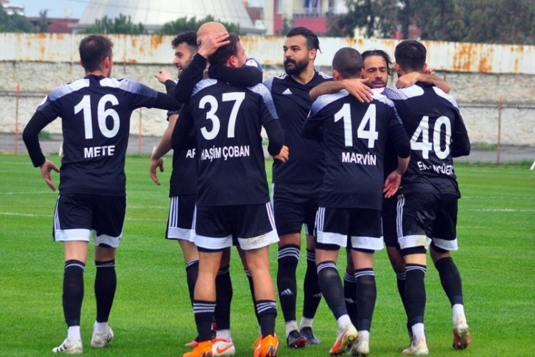 Turgutluspor, Mamak'ı 6 golle ge&ccedil;ti