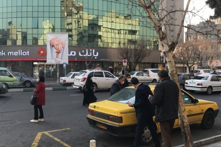 İran'da son 24 saatte Kovid-19'dan 79 kişi hayatını kaybetti
