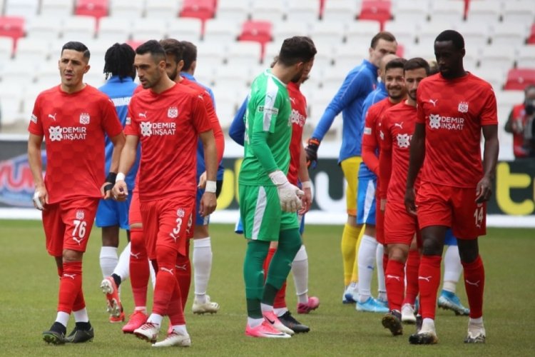 Sivasspor, ligde 10. beraberliğini aldı