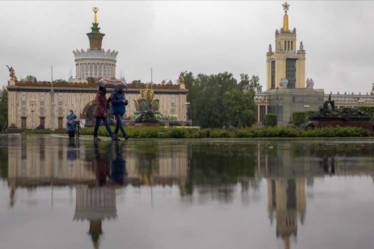 Rus yetkiliden '&uuml;lkedeki yoksulluk sorunu daha da k&ouml;t&uuml;leşebilir' uyarısı