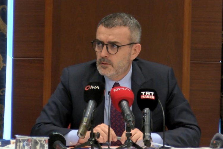 "T&uuml;rkiye'nin darbeciler tarafından yapılmış, anayasayı değiştirmesi gerekiyor"