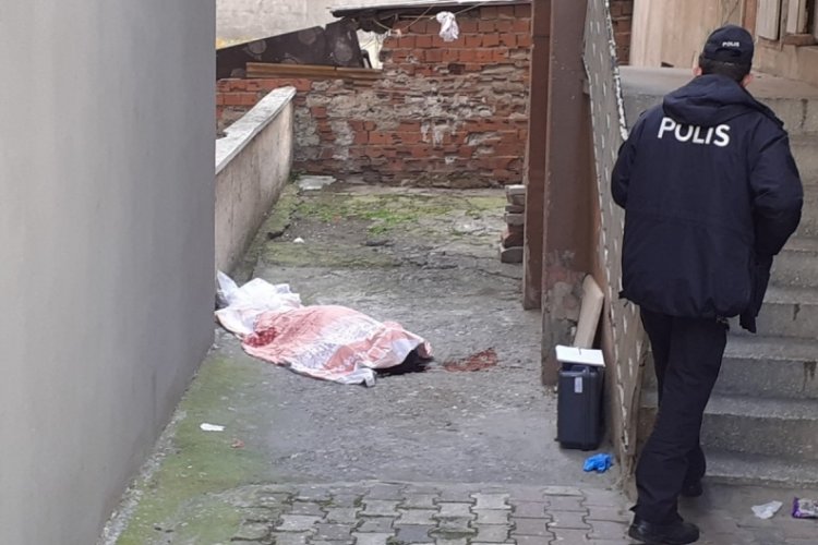 Cinayeti kazmadaki kan izleri aydınlattı