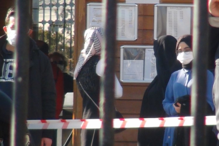 İstanbul'da denizden 21 yaşındaki gencin cesedi &ccedil;ıktı