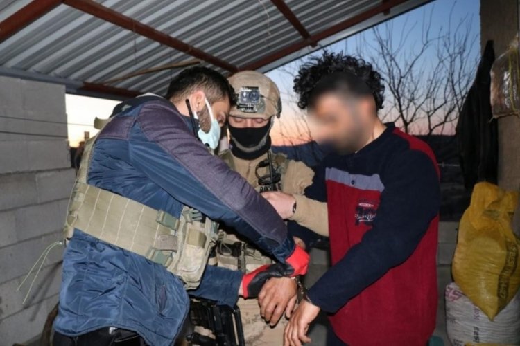 Diyarbakır'da Tırpan-2 uyuşturucu operasyonu: 16 gözaltı
