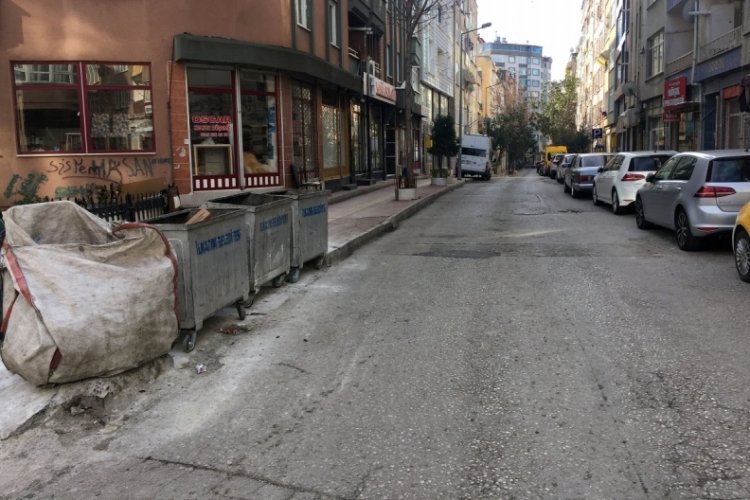 &Ccedil;&ouml;pe bırakılan bebek soruşturmasında anne ve ebeye g&ouml;zaltı