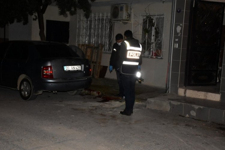 Aile i&ccedil;i kavga kanlı bitti: 2 yaralı