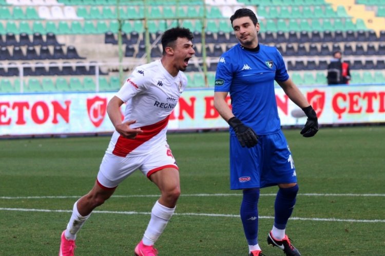 Antalyaspor yenilmezlik serisini 8'e &ccedil;ıkardı