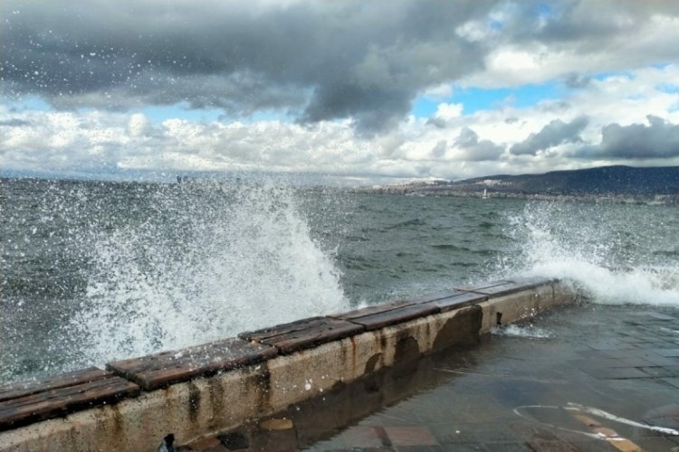 Meteoroloji'den Marmara i&ccedil;in fırtına uyarısı