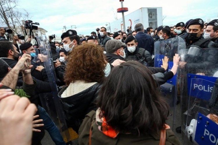 Kadık&ouml;y'de g&ouml;zaltına alınan 53 ş&uuml;pheli hakkında adli kontrol