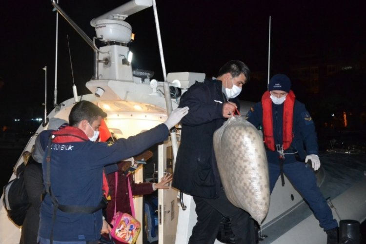 İzmir'de 123 ka&ccedil;ak g&ouml;&ccedil;men kurtarıldı