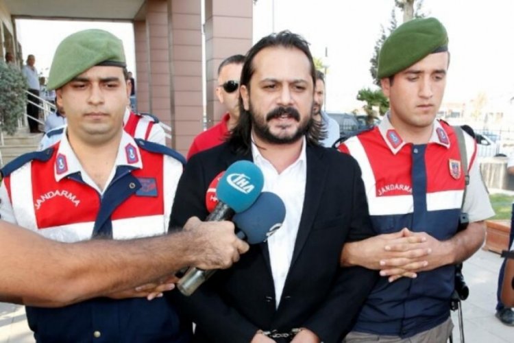 Emrah Serbes &uuml;&ccedil; kişinin &ouml;l&uuml;m&uuml;ne neden olmuştu! Flaş gelişme...
