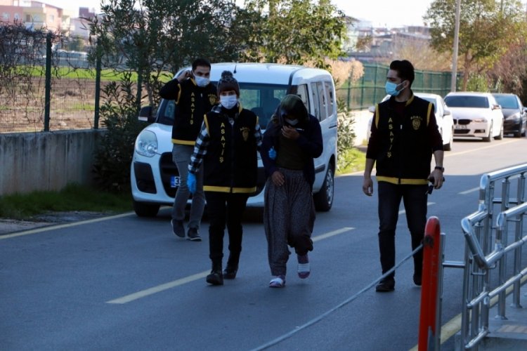 Fuhuş pazarlığı yaptığı kişinin 7 bin lirasını &ccedil;alan kadın yakalandı