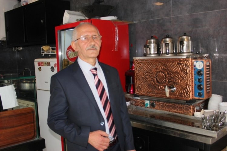 Bursa'da yaşayan aş&ccedil;ının Kemal Kılı&ccedil;daroğlu'na benzerliği şaşırtıyor