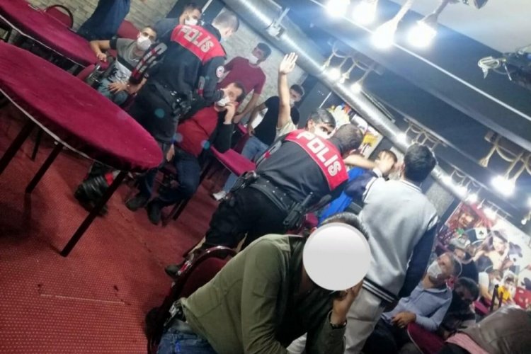 Tombala oynarken yakalanan 4 bin 711 kişiye, 5 milyon 364 bin 275 lira para cezası
