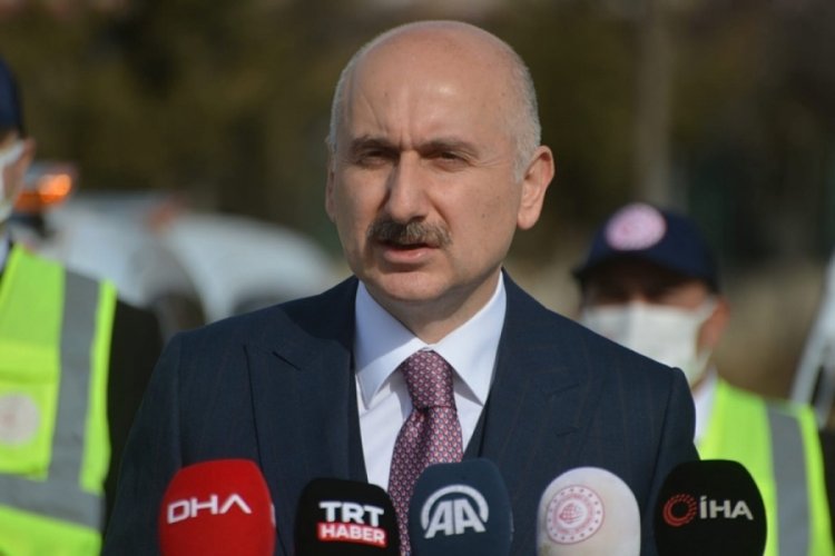 Bakan Karaismailoğlu, kaza &ouml;l&uuml;mlerinin azaldığını s&ouml;yledi