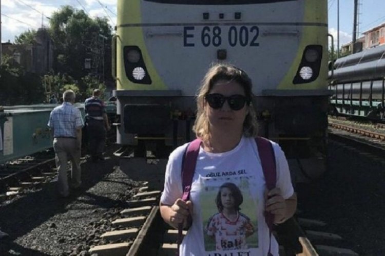 &Ccedil;orlu tren kazasında &ouml;len Oğuz Arda'nın annesine para cezası