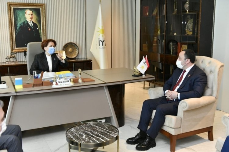Akşener, Azerbaycan Yükseliş Partisi Genel Başkanı Anar Esedli ile görüştü
