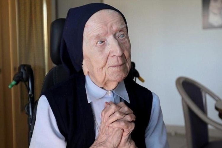 'Avrupa'nın en yaşlı insanı' rahibe Lucile Randon Kovid-19'u yendi