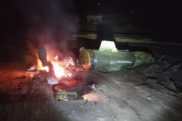 Halep'e uzun menzilli f&uuml;ze saldırısı: 1 &ouml;l&uuml;