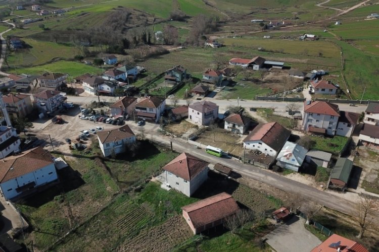 220 haneli mahallede 60'tan fazla emlak&ccedil;ı hizmet veriyor
