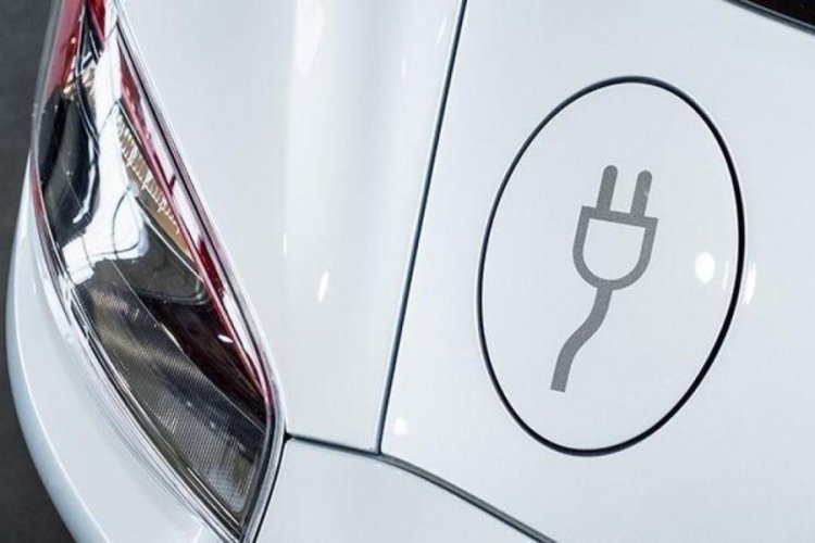 D&uuml;nyada elektrikli ara&ccedil; satışı arttı