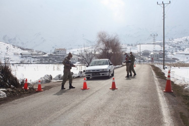 &Ccedil;elikhan'da bir mahalle karantinaya alındı