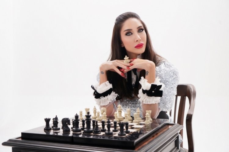 Ece G&uuml;rsel'e teşekk&uuml;r yağıyor