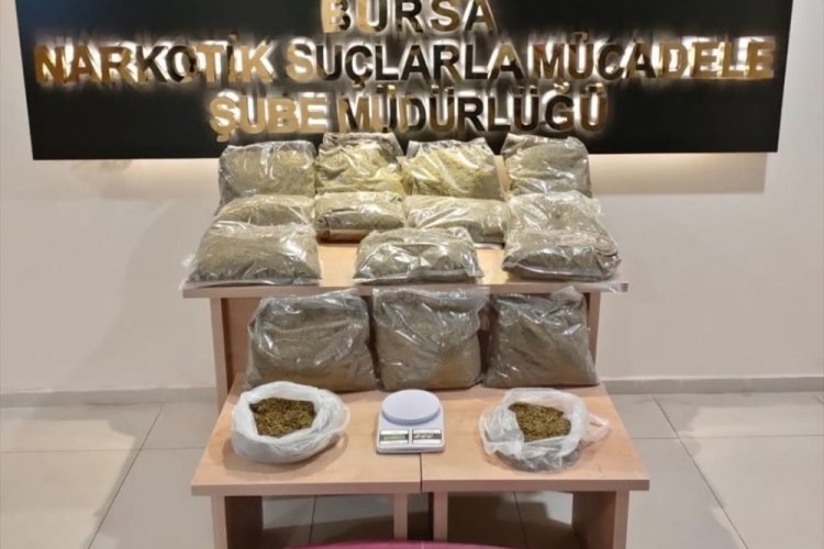 Bursa'da 20 kilogram sentetik uyuşturucu ele ge&ccedil;irildi! 9 g&ouml;zaltı