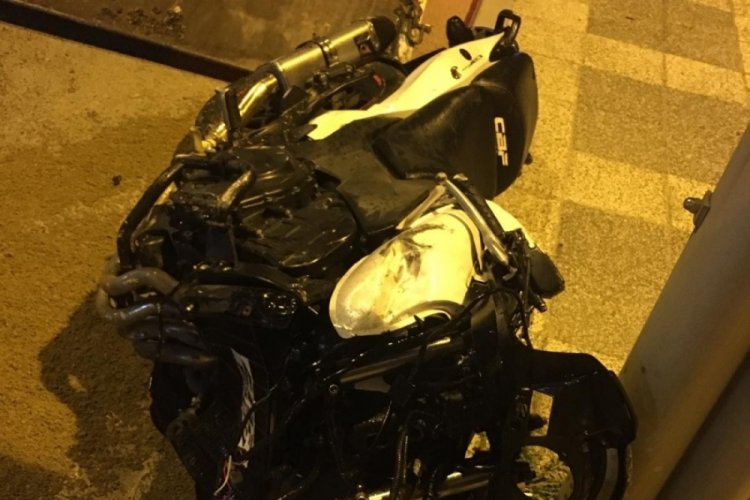 Otomobil ile motosiklet &ccedil;arpıştı: 1 ağır yaralı
