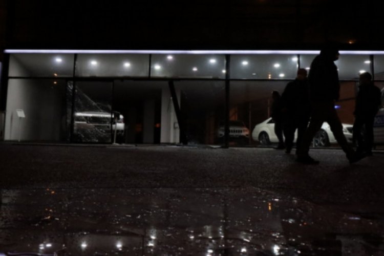 Bursa'da galeriden 500 bin liralık otomobil &ccedil;alındı
