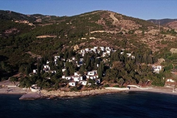 Fo&ccedil;a Tatil K&ouml;y&uuml; 49 yıllığına &ouml;zelleştirilecek