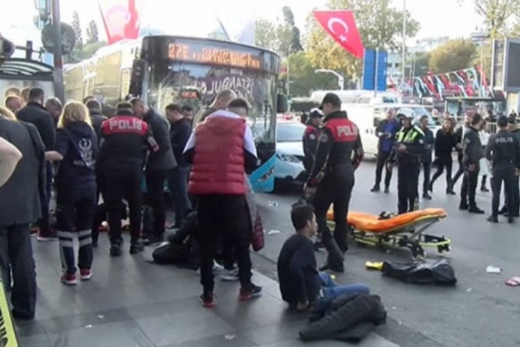 Beşiktaş'ta durağa dalıp 14 kişiyi yaralayan şof&ouml;re rekor ceza