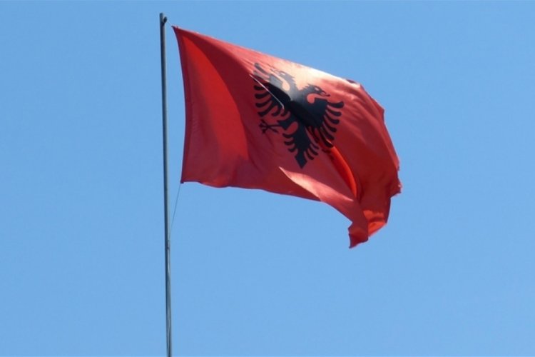 Arnavutluk'taki Yunus Emre Enstit&uuml;s&uuml;nde bir yıl aradan sonra y&uuml;z y&uuml;ze dersler başladı