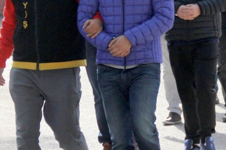 Jandarma tarafından uyuşturucuyla yakalandı
