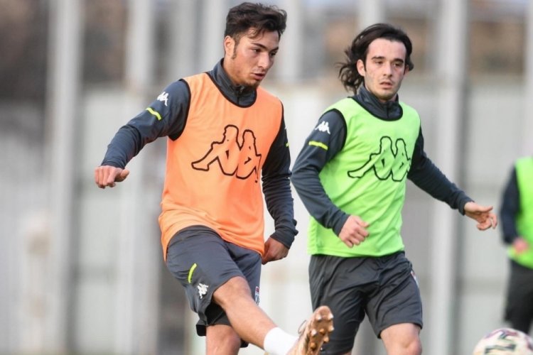 Bursaspor g&uuml;n&uuml; &ccedil;ift antrenmanla tamamladı