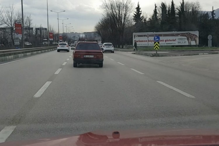 Bursa'da t&uuml;ple gezen s&uuml;r&uuml;c&uuml; şaşırttı