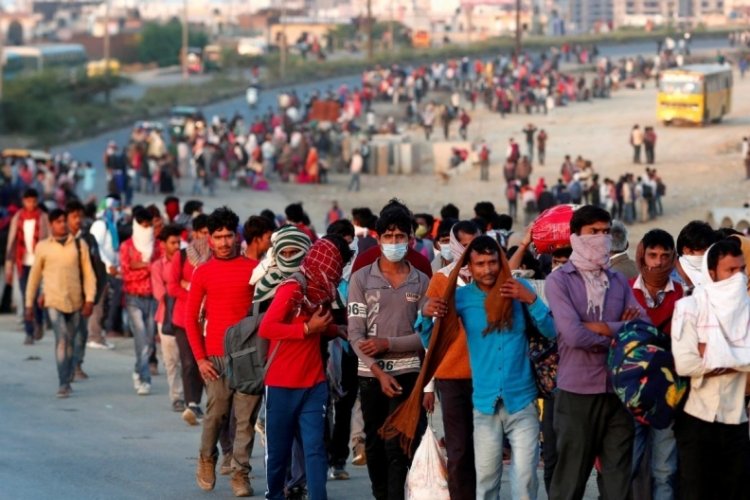 Hindistan haftada 4 g&uuml;n &ccedil;alışmayı yasalaştıracak