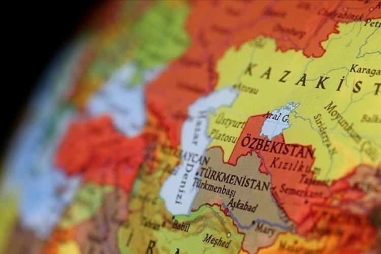 &Ouml;zbekistan 1 Ocak 2023'te tamamen Latin alfabesine ge&ccedil;ecek