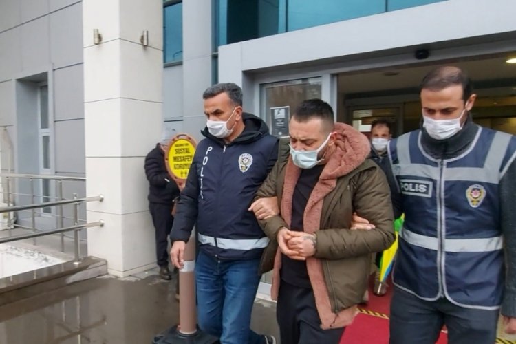 Daha &ouml;nce darbettiği kişiyi tabancayla vurarak &ouml;ld&uuml;rd&uuml;