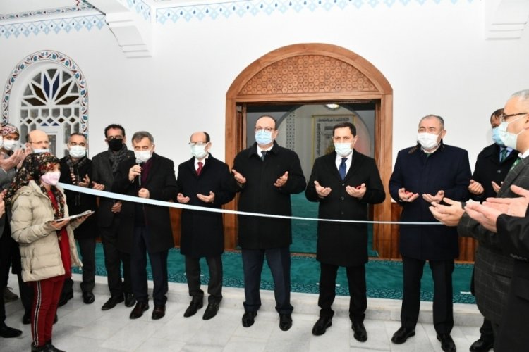 Bursa Mustafakemalpaşa'da k&uuml;lliye ibadete a&ccedil;ıldı