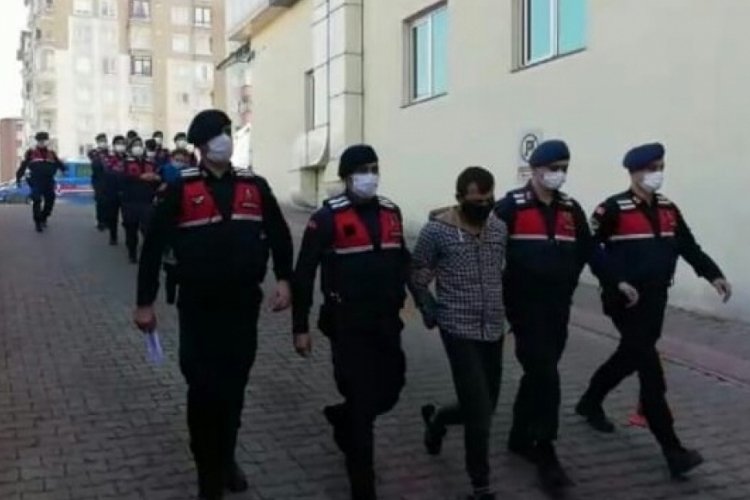 Baz istasyonu hırsızları su&ccedil;&uuml;st&uuml; yakalandı