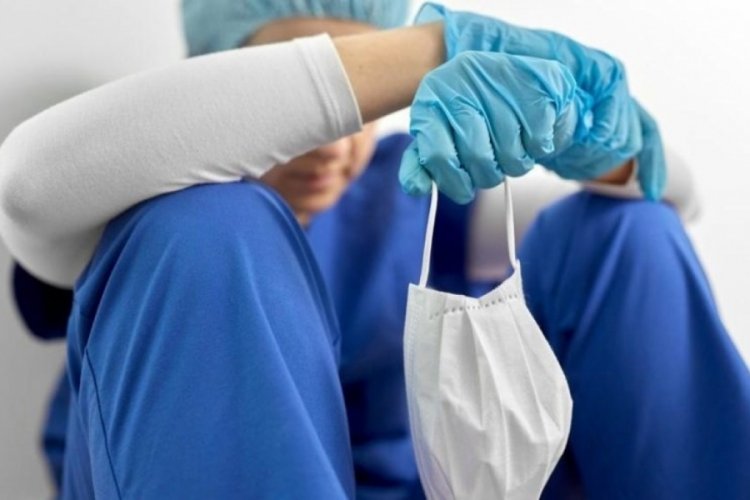 Bursa Tabip Odası Genel Sekreteri Soydin&ccedil;: Sağlık &ccedil;alışanları t&uuml;kenmişlik sendromu yaşıyor
