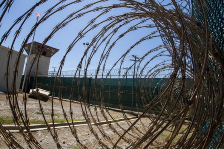 Biden Guantanamo Kampı'nı kapatacak