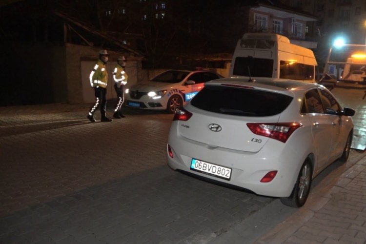 'Dur' ihtarına uymayan s&uuml;r&uuml;c&uuml; yakalandı