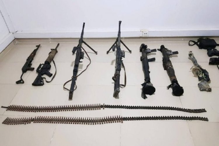 13 sivilin şehit edildiği mağarada ter&ouml;ristlere ait silah ve m&uuml;himmat ele ge&ccedil;irildi