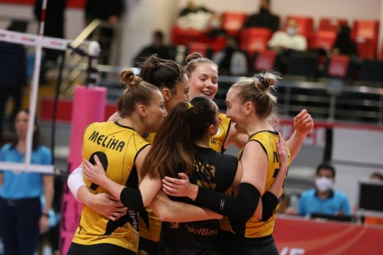 Nil&uuml;fer Belediyespor evinde kaybetti