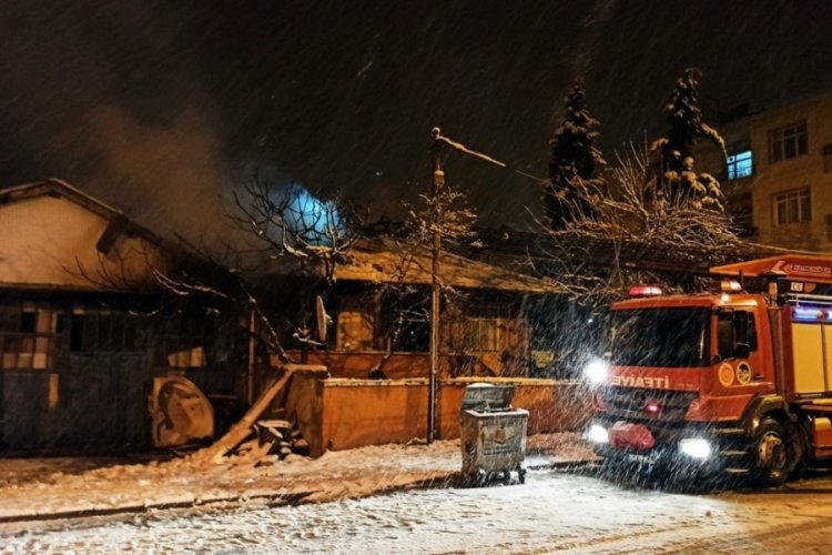 Soğuk havalar baca yangınlarını beraberinde getirdi