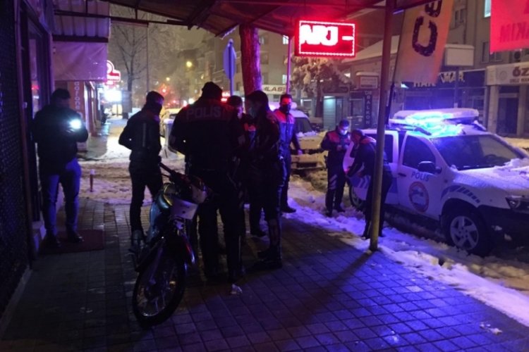 Bursa'da kısıtlamayı ihlal edenler hakkında işlem yapıldı
