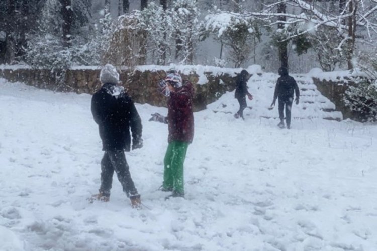 Bir&ccedil;ok ilde eğitime kar engeli