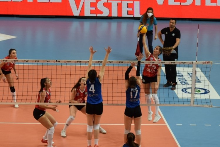 Zorlu m&uuml;cadele Nil&uuml;fer Belediyespor'un!